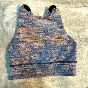 Womans Lululemon High- Neck longline sports bra